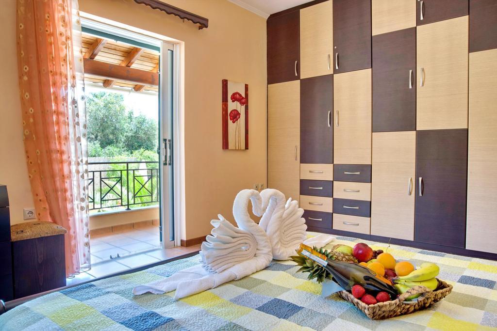 Galazio Sunset Villas Gaios Exterior foto