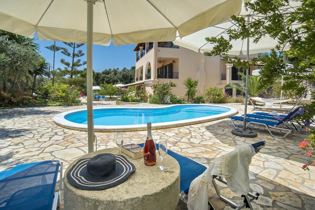 Galazio Sunset Villas Gaios Exterior foto